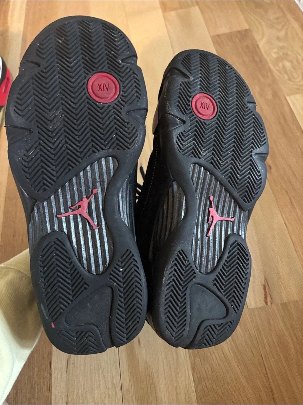 Nike Jordan 14 Retro Men’s Black Suede Sneakers with Red Jumpman Accents size 9